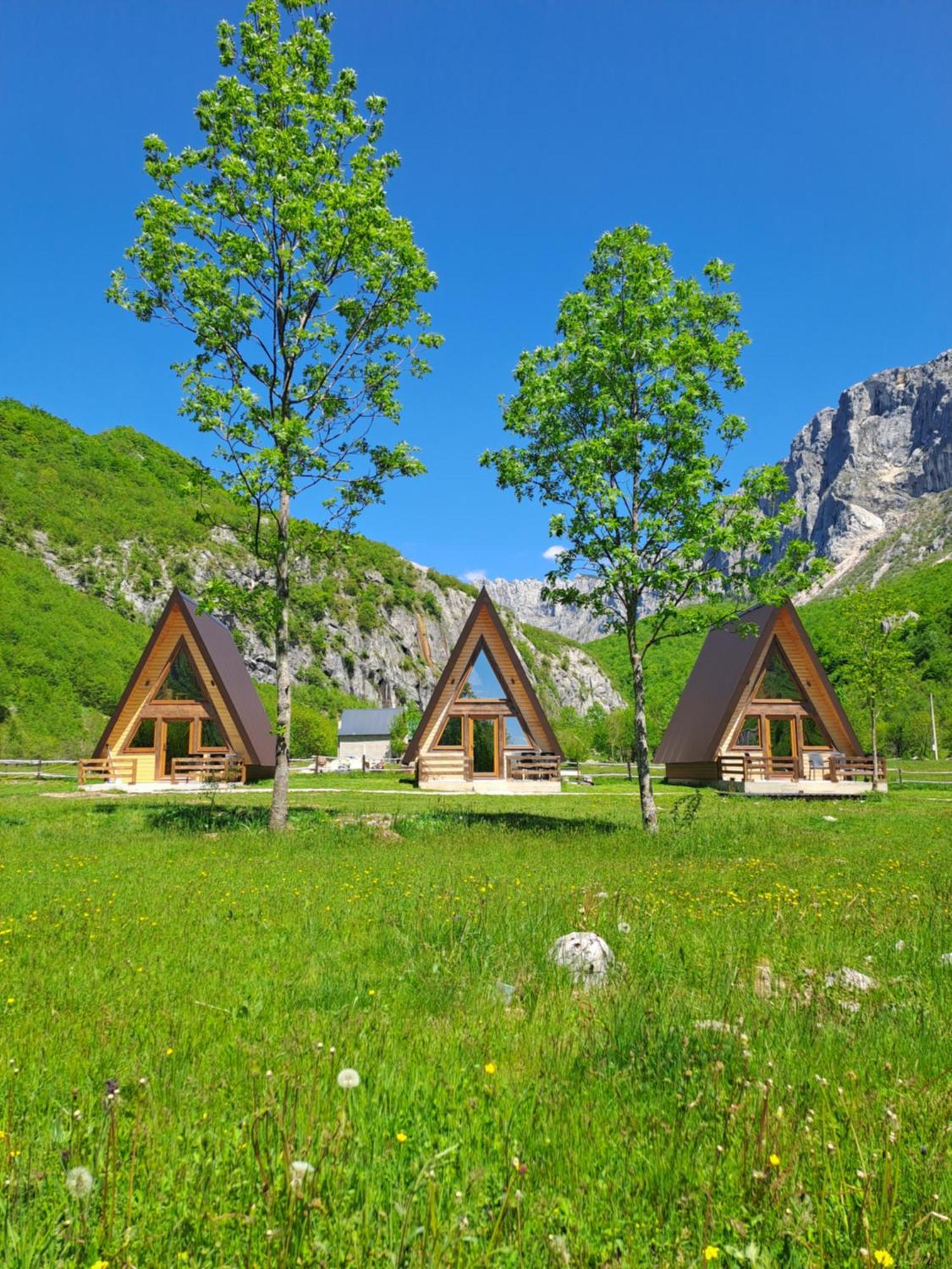 Wooden Cottages Konak Savnik Exteriör bild